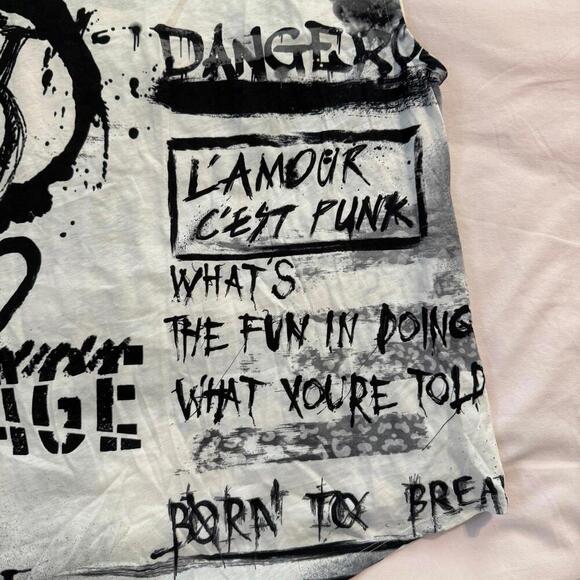 Victoria's Secret BALMAIN Sleeveless Button Top Tank Tee Shirt Graffiti - Picture 5 of 7